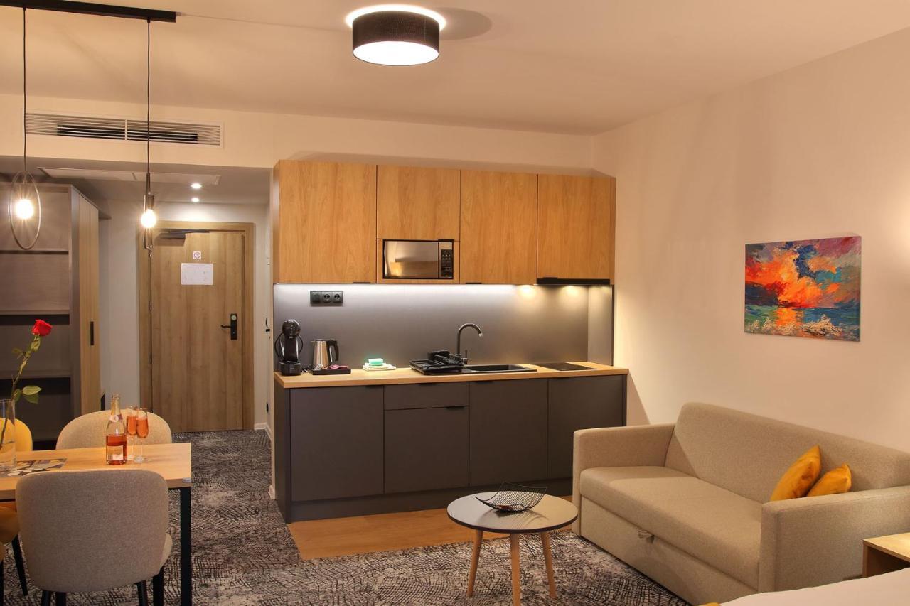 Apartman Gold Akvamarin Besenova Luaran gambar